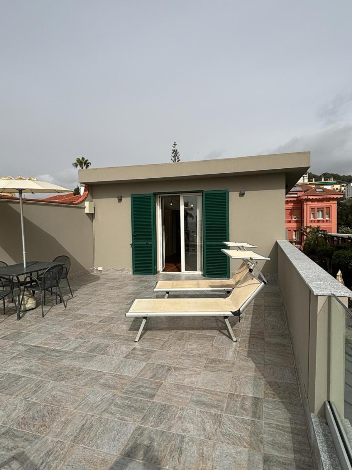 Hotel Delle Rose San Bartolomeo Al Mare Bagian luar foto